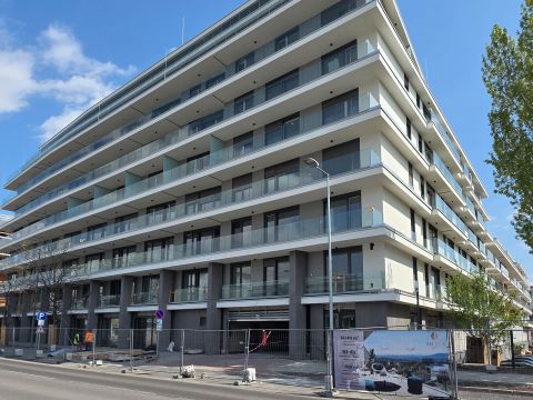 Eladó Lakás 1138 Budapest 13. kerület , XIII. Dagály strand, újépítésű, luxus lakópark, 2szoba, NY-i