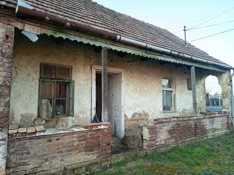 Eladó Ház 7258 Baté 