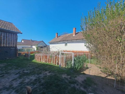 Eladó Ház 5350 Tiszafüred Tiszavég