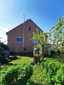 Eladó Ház 2053 Herceghalom , nyugodt utcában