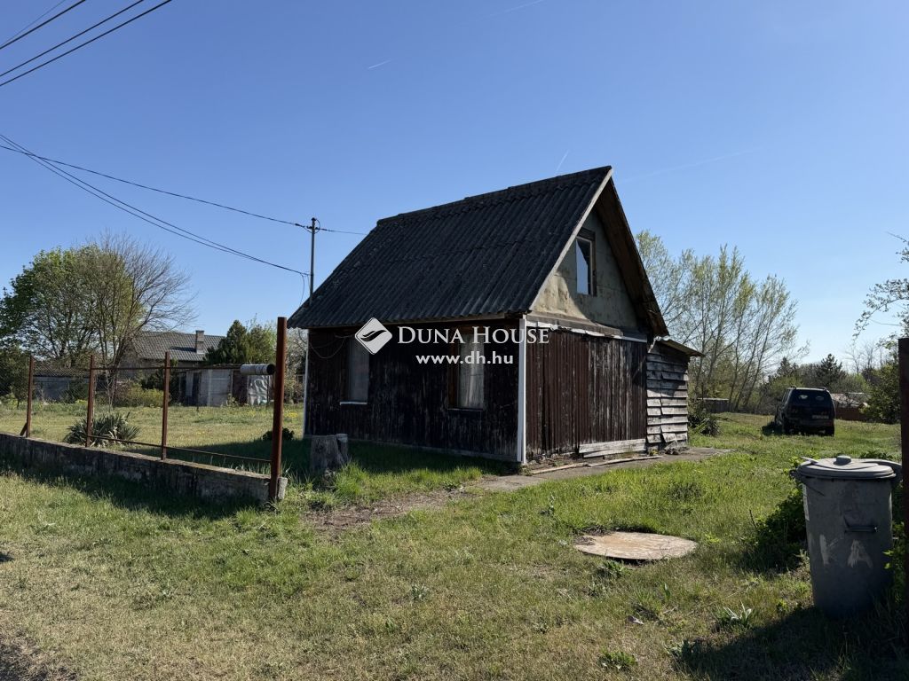 2243 Kóka , Páskom dűlő — 1/6
