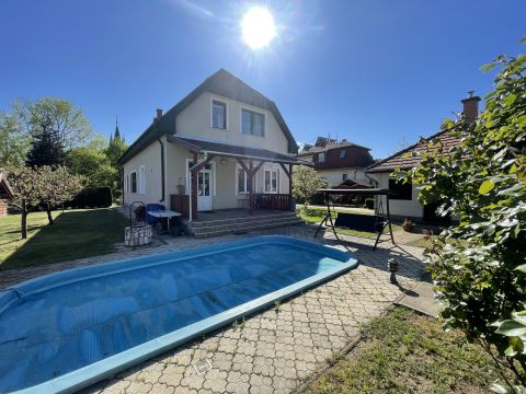 Eladó Ház 1174 Budapest 17. kerület , Nyári esték háza