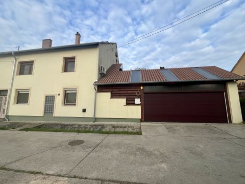 Eladó Ház 7150 Bonyhád 