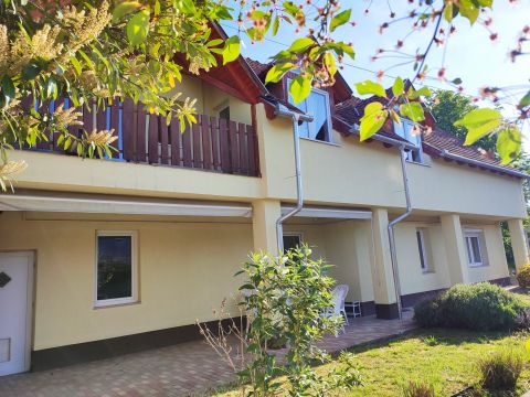 Eladó Ház 1222 Budapest 22. kerület , Napfényes, tágas és alakítható!