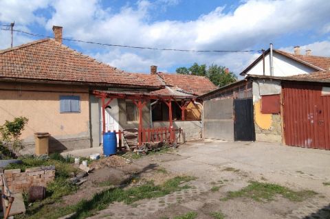 Eladó Ház 5121 Jászjákóhalma , 5121 Jászjákóhalma, Csendes