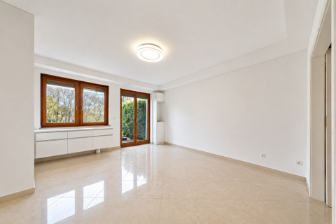 Eladó Lakás 1021 Budapest 2. kerület Erdő mellett