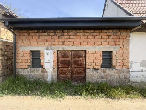 Eladó Mezőgazdasági 2200 Monor 