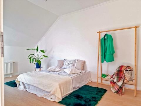 Eladó Lakás 1076 Budapest 7. kerület , Intim teraszos 3 hálós felújított lakás az Abonyi utcánál