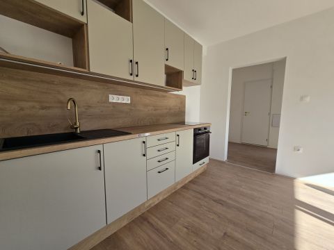 Eladó Lakás 7636 Pécs 