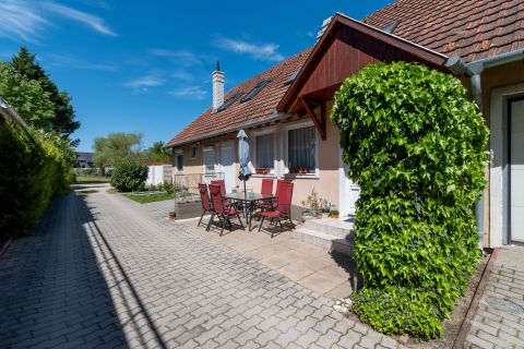 Eladó Ház 8000 Székesfehérvár 