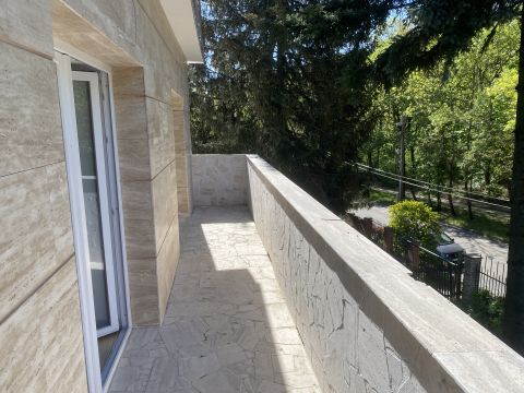 Eladó Lakás 1025 Budapest 2. kerület , Természetközeli, 3 szobás új építésű ingatlan