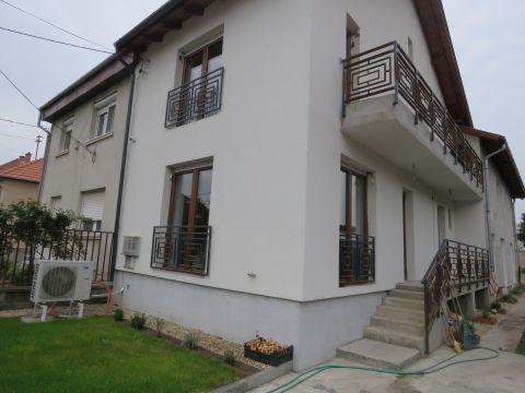Eladó Lakás 1154 Budapest 15. kerület 
