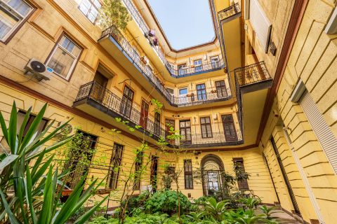 Eladó Lakás 1074 Budapest 7. kerület 