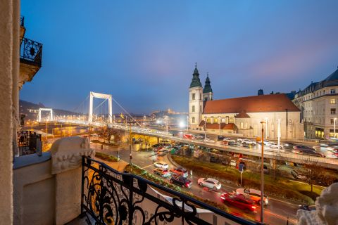 Eladó Lakás 1056 Budapest 5. kerület 
