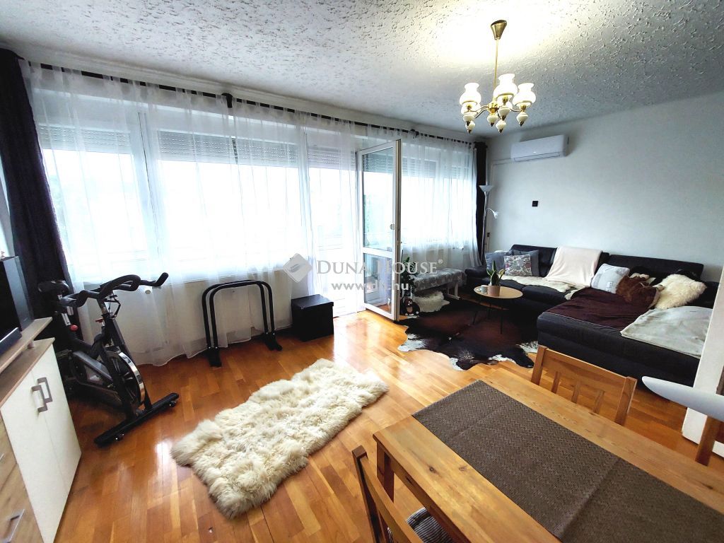 9400 Sopron , Kórházhoz és Győri úthoz közel eladó 64m2-es lakás — 1/29