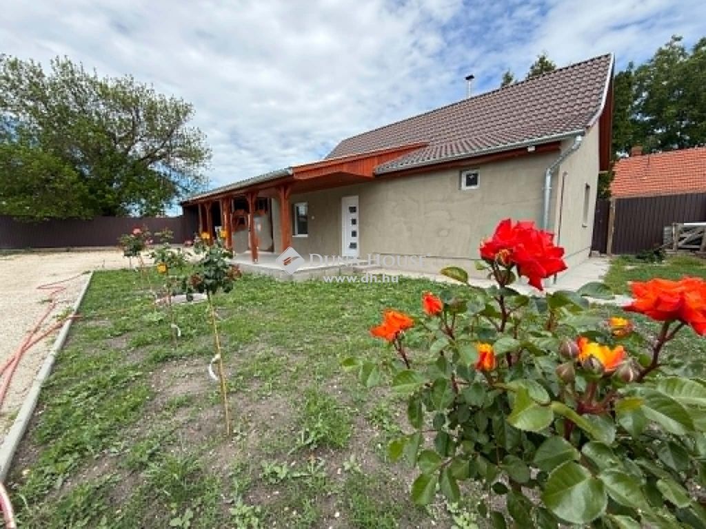 6085 Fülöpszállás , Részben felújított családi ház a központban — 1/23