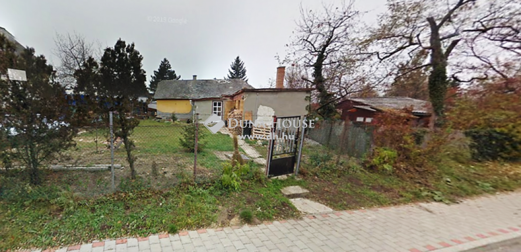 8175 Balatonfűzfő , Építési telek — 1/4