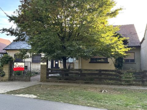 Eladó Ház 7754 Bóly 