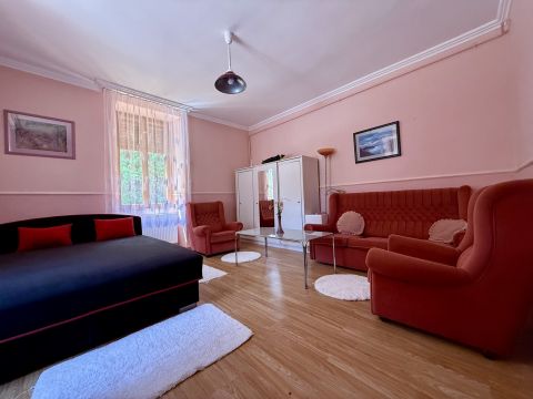 Eladó Ház 8230 Balatonfüred A 71-es alatt, különleges természetközeli lokációban