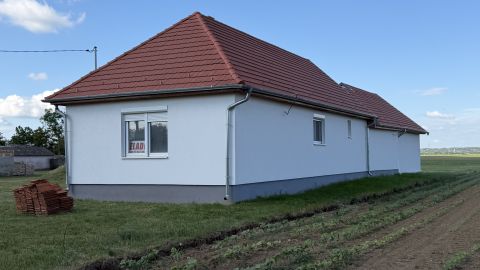 Eladó Ház 9551 Mesteri Mesteri 