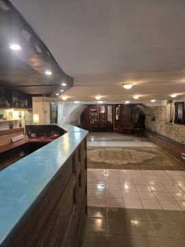 Eladó Üzlethelyiség 1076 Budapest 7. kerület 