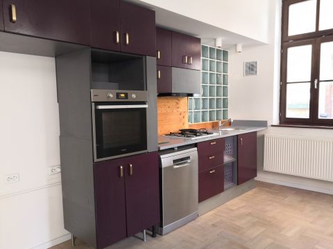 Kiadó Lakás 1023 Budapest 2. kerület Mecset utcában, kertre néző, egyedi hangulatú lakás