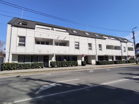 Eladó Parkoló 2900 Komárom 