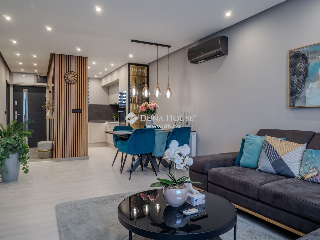 3527 Miskolc — 1/21