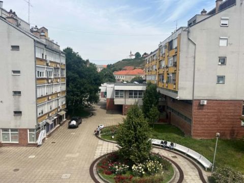 Eladó Lakás 2500 Esztergom 