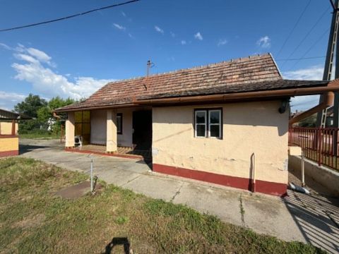 Eladó Ház 2721 Pilis Vasúállomáshoz közel
