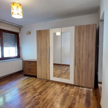 Eladó Lakás 2045 Törökbálint 