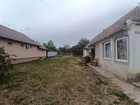 Eladó Ház 2882 Kerékteleki 