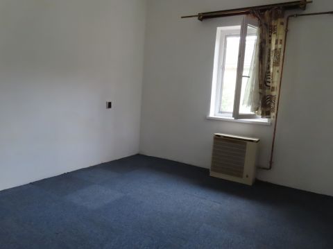 Eladó Lakás 1041 Budapest 4. kerület Deák Ferenc utca