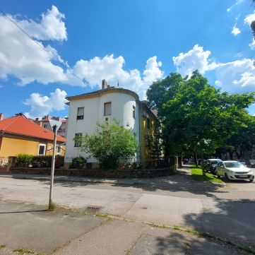 Eladó Lakás 7623 Pécs 