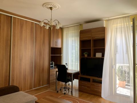 Kiadó Lakás 7626 Pécs 