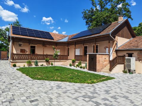 Eladó Ház 5700 Gyula , Budrió lakótelep
