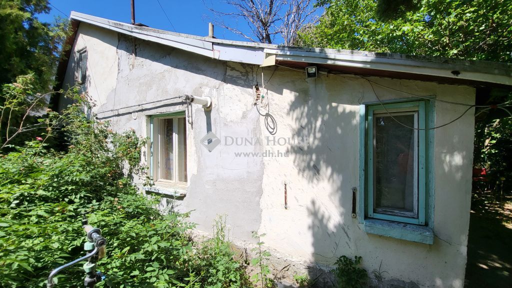 For sale House 2030 Érd, 