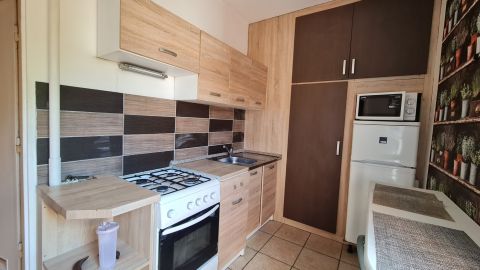 Kiadó Lakás 7634 Pécs 