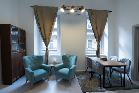 Eladó Lakás 1074 Budapest 7. kerület , Költözésre kész 3 szobás lakás a 7. kerületben ELADÓ!