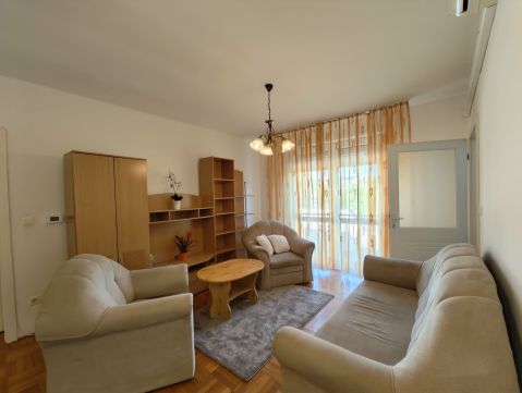 Kiadó Lakás 4400 Nyíregyháza Bujtos utca 