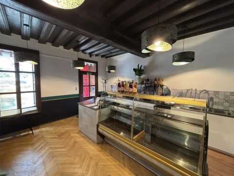 Kiadó Üzlethelyiség 9400 Sopron Belvárosi üzlethelyiség kiadó!