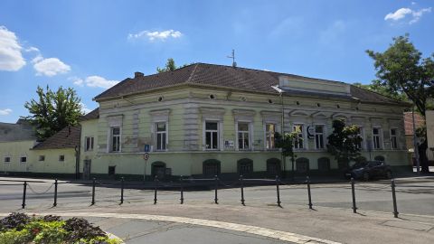 Eladó Ház 6000 Kecskemét 