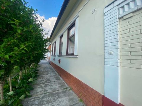 Eladó Ház 2700 Cegléd Cegléd belváros