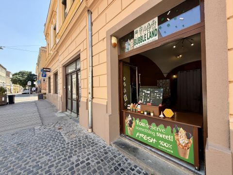 Eladó Üzlethelyiség 7621 Pécs 