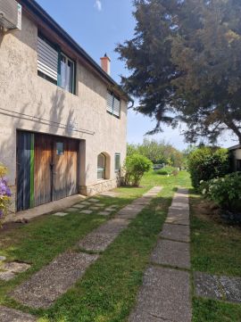 Eladó Ház 8230 Balatonfüred , Vörös templom