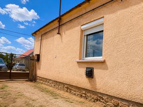 Eladó Ház 9473 Egyházasfalu Fő utcán