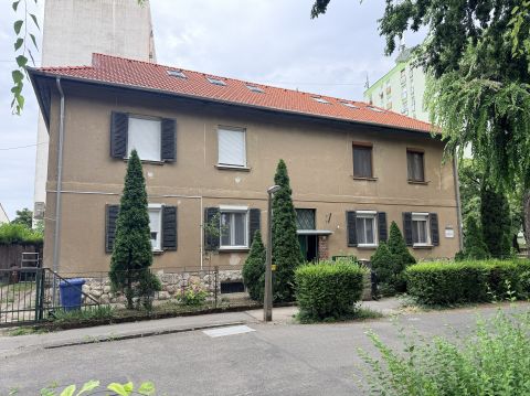 Kiadó Lakás 7623 Pécs 