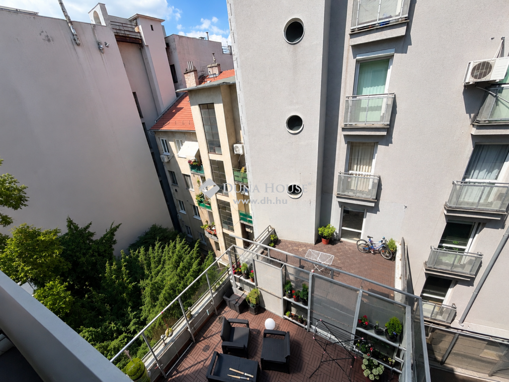 For sale Flat Budapest XII. kerület, 