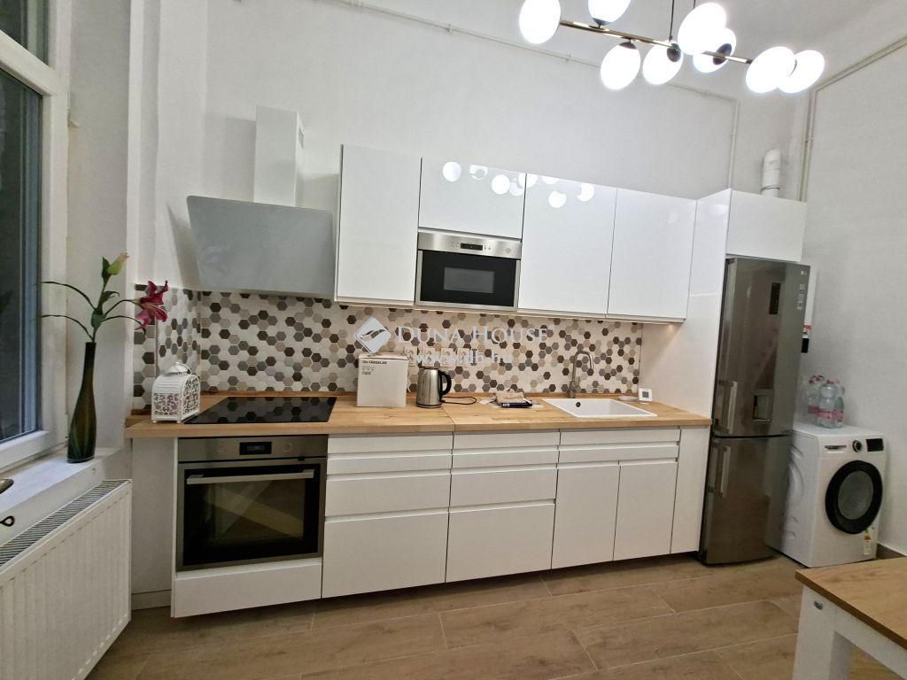 For sale Flat Budapest VIII. kerület, 