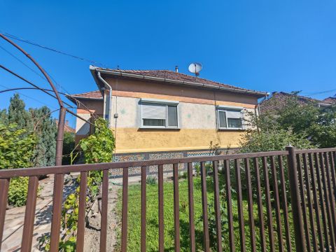 Eladó Ház 2500 Esztergom 